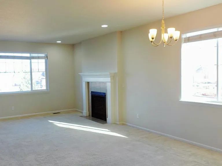1073 White Leaf Cir — Photo 25