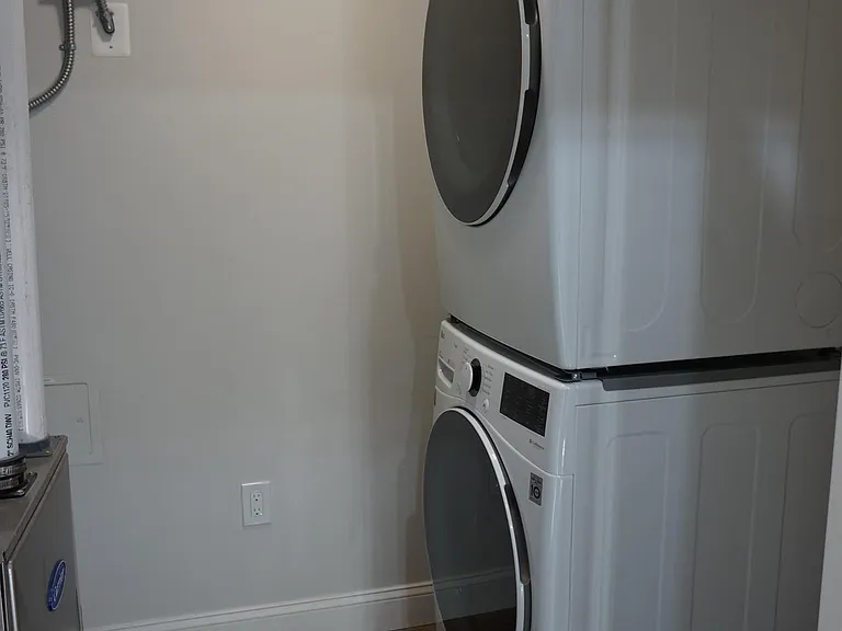 1520 Hollins St #3 — Photo 21