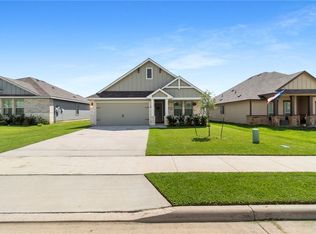 2072 Chief St, Bryan, TX 77807