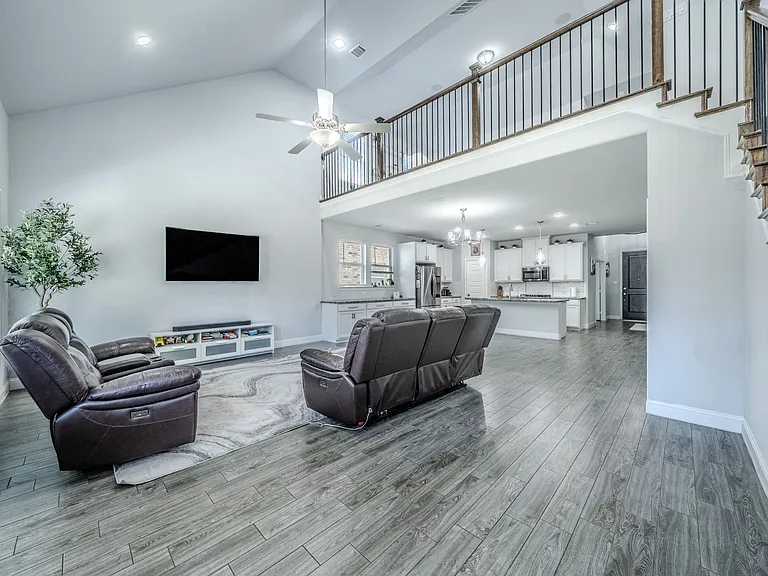 6132 Hightower St — Photo 7