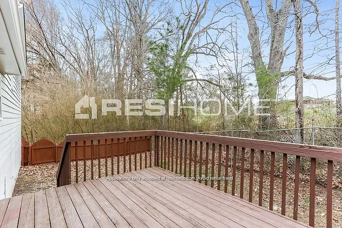 Building Photo - 225 Campbell Dr