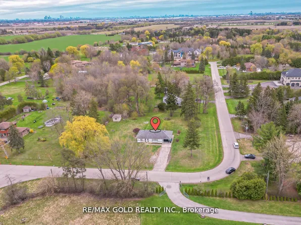 59 Marysfield Dr, Brampton, ON L6P 0J2