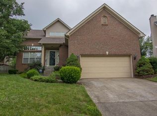 1007 Forest Lake Dr, Lexington, KY 40515