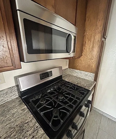 9715 Charnock Ave #108 — Photo 9
