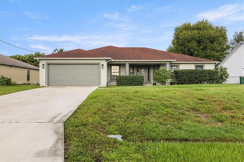 1st image of 1784 SW Monterrey Ln