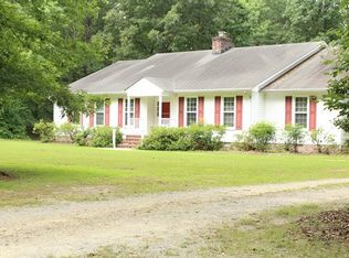 7995 Wood Dr, Disputanta, VA 23842