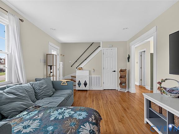 4th image of 3924 Pinalto Dr