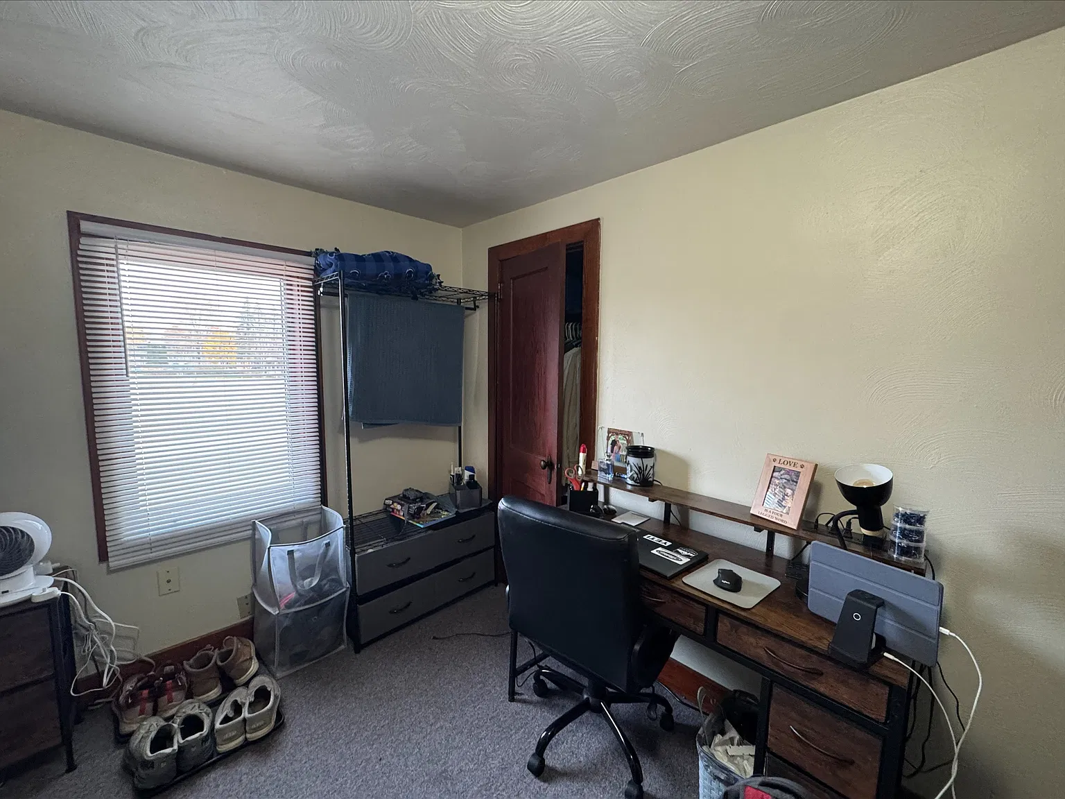3 bed, 1000 sqft, $2,175 — Photo 4