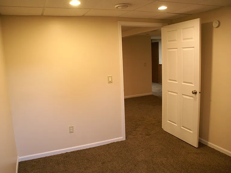 11220 Curtis Ave — Photo 16