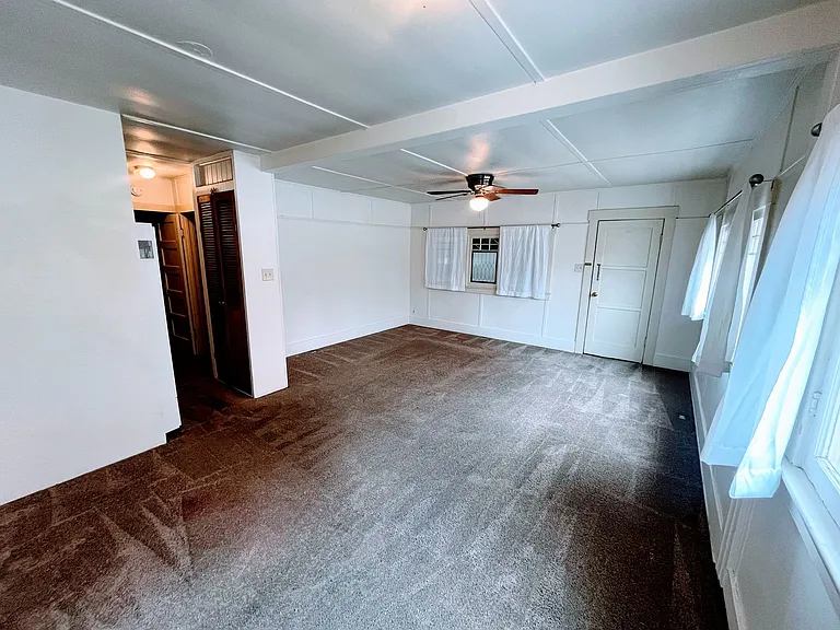 888 Turquoise St — Photo 9