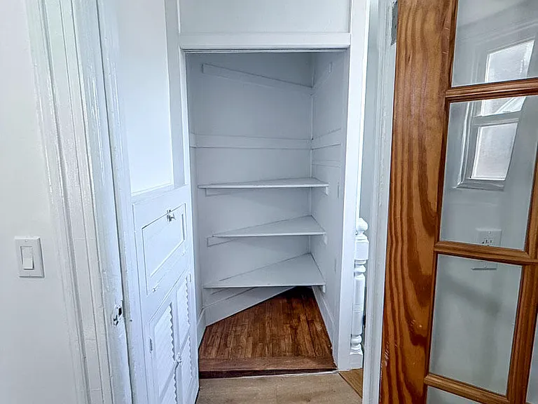 248 Rose Ave #1 — Photo 19