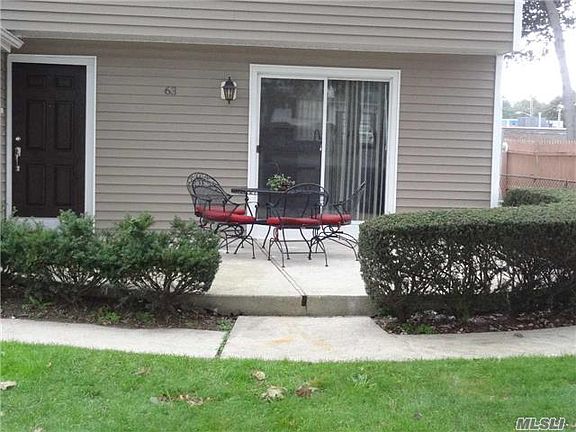 3rd image of 63 Pear St