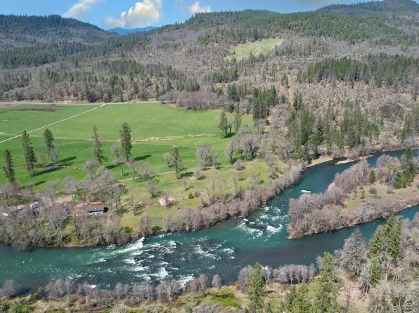 30480 Highway 62, Trail, OR 97541