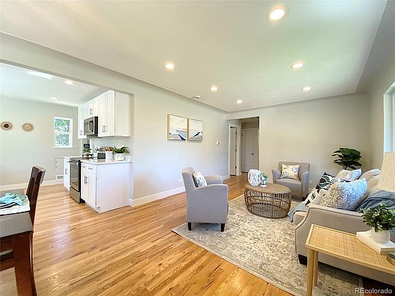 3rd image of 5060 W Vassar Avenue