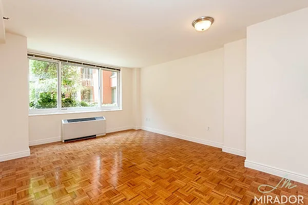 Rented by Mirador Real Estate | media 6