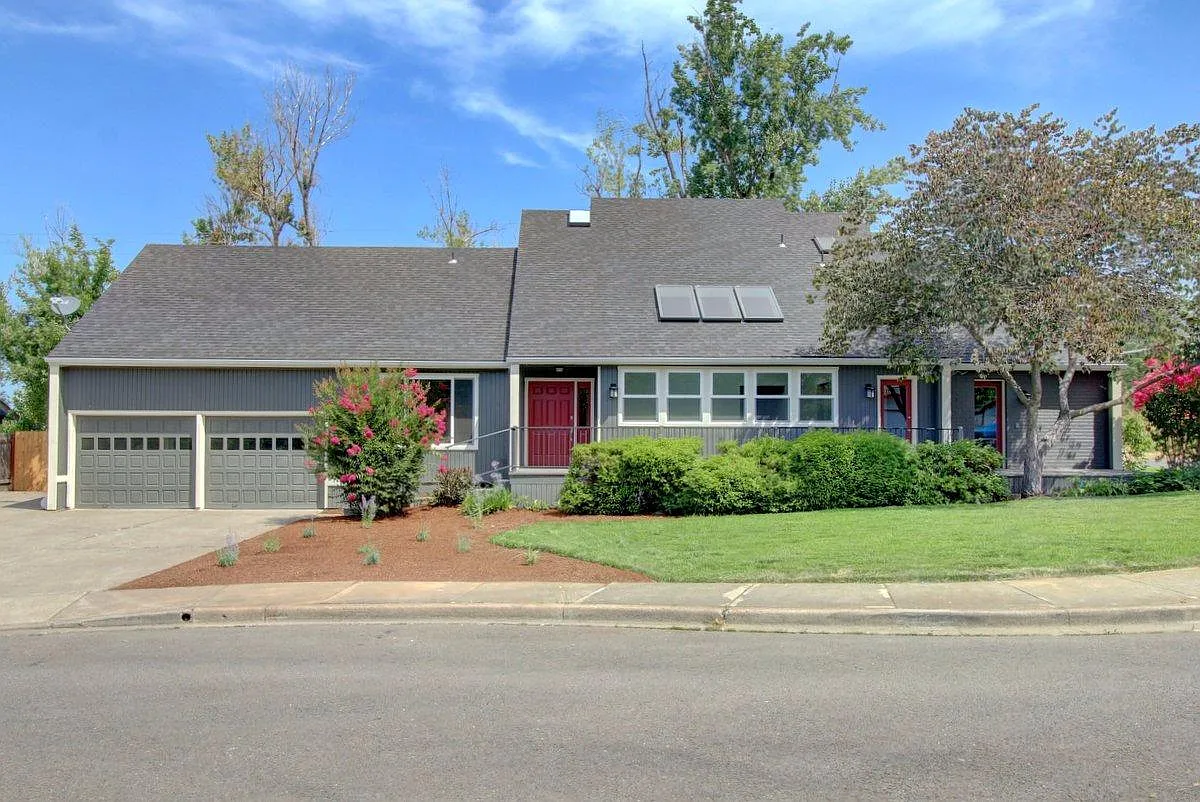 112 Purdue Ln photo 1