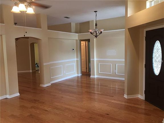 2nd image of 19714 Wyndmill Cir