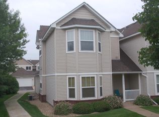 12185 Yancy St NE UNIT A, Blaine, MN 55449