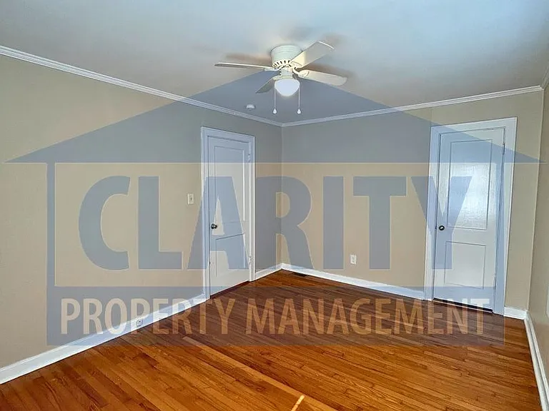 1102 Georgetown Rd NW — Photo 15