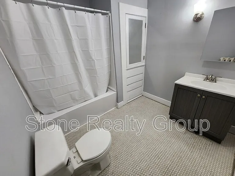2226 N 10th St #2 — Photo 7