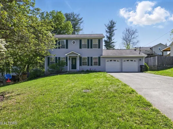 1230 Reston Ct, Knoxville, TN 37923