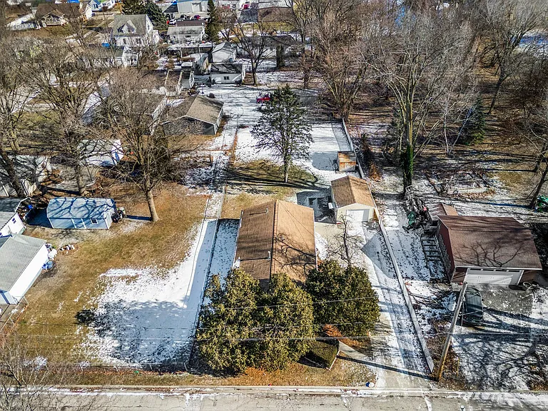 1508 Wilson St — Photo 10