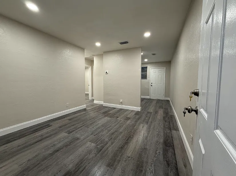Newly Renovated 2BR/1BA Central Heat & Air, Water Included, Off-Street Parking, Lawn Care Included — Photo 3