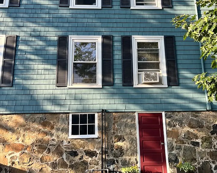 11 South St — Photo 1