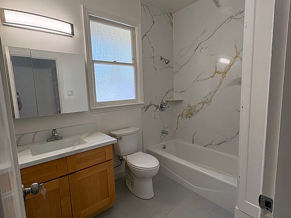 4th image of 1803 Judah St APT 1