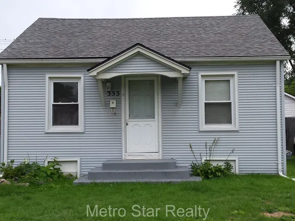 353 W Brockton Ave, Madison Heights, MI 48071