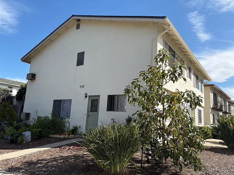 764 Palermo Dr #A — Photo 4
