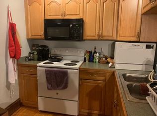 153 Conway St UNIT 1F, Greenfield, MA 01301