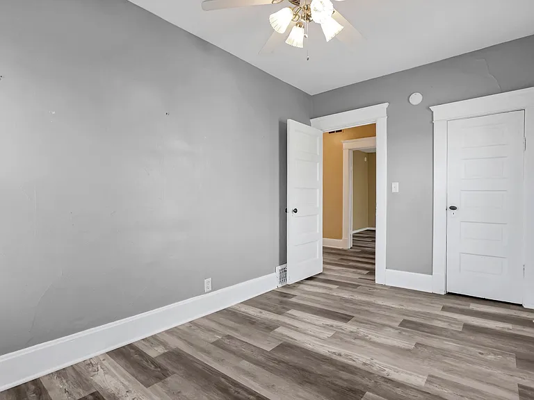 55 N 24th St — Photo 13