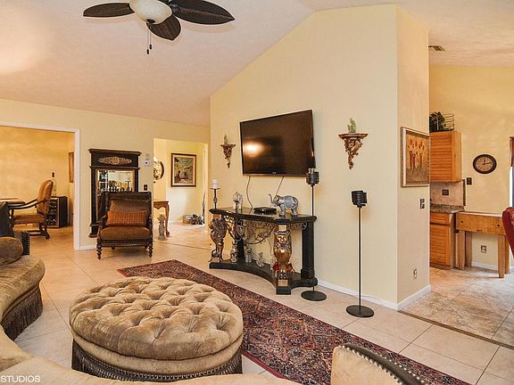 4th image of 8580 SE Eaglewood Way
