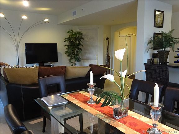 3rd image of 11403 NW 89th St APT 101