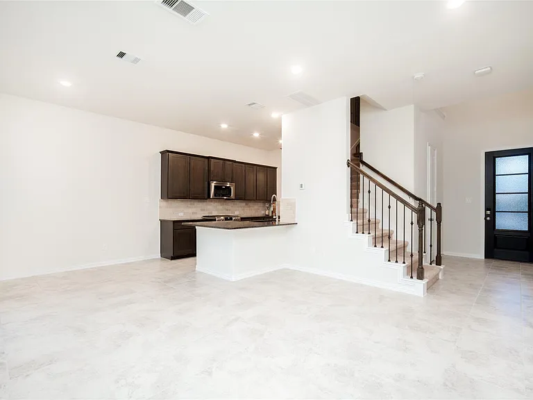 1634 Ryon Falls Dr — Photo 8