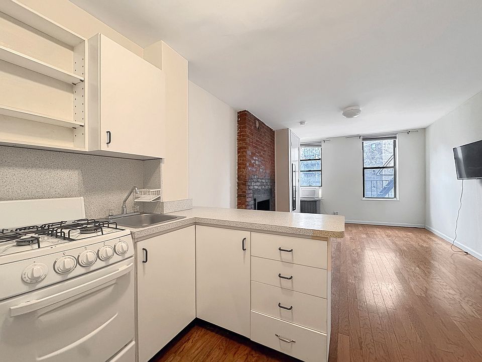 1st image of 55 1st Ave APT 8