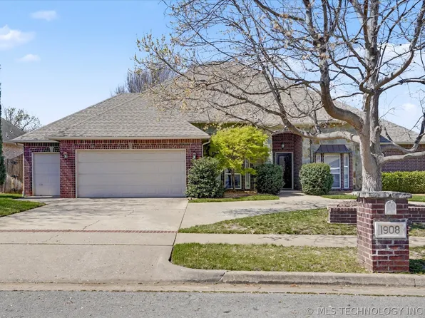 1908 S Palm Ave, Broken Arrow, OK 74012