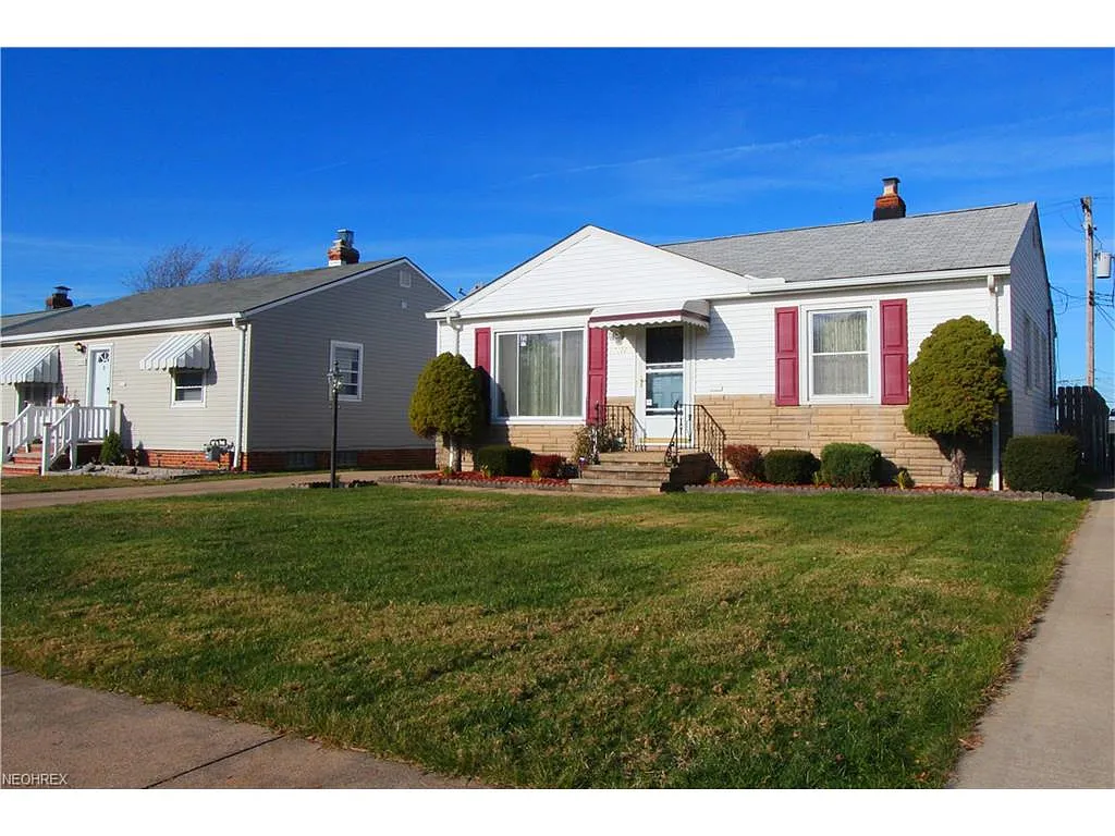 3222 Standish Ave photo 1