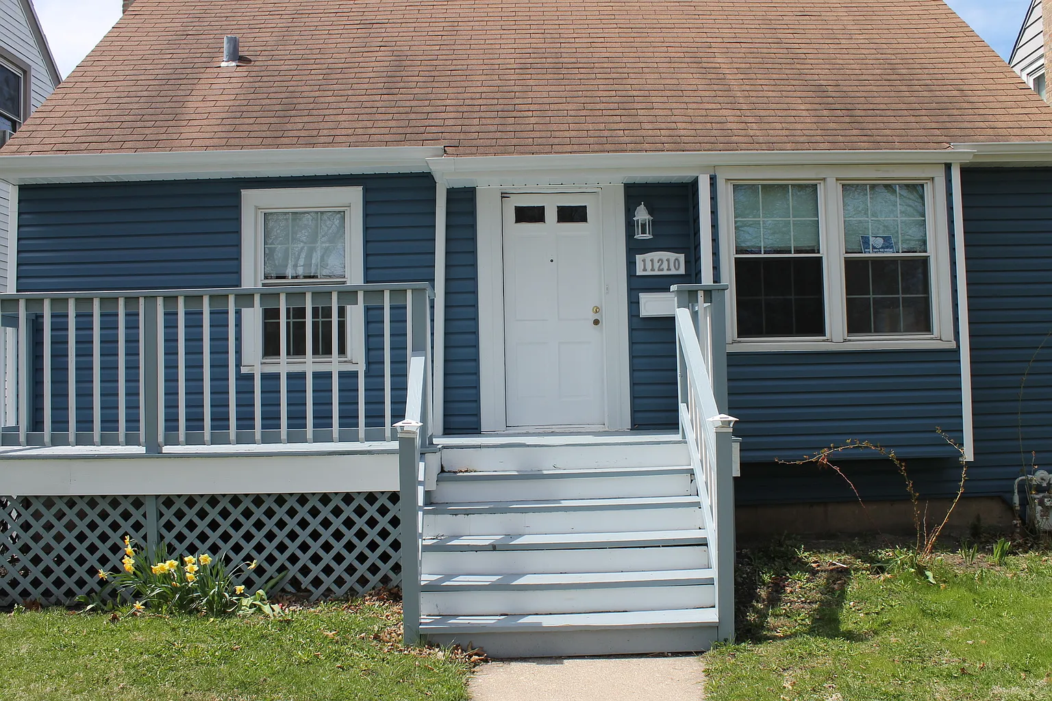 11210 S Trumbull Ave photo 1