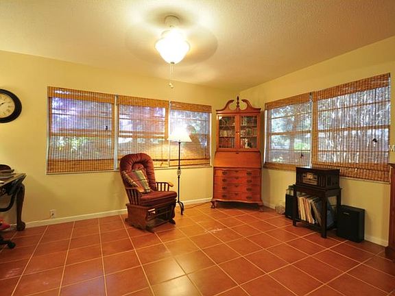 5th image of 32106 Elizabeth Ave