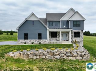 465 Gail Dr, Nazareth, PA 18064