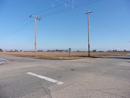 1st image of 8114 E Shields Ave