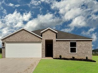 560 Colorado St, Farmington, AR 72730
