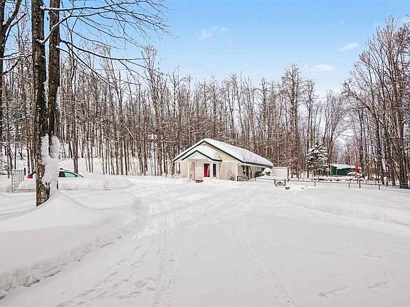 2nd image of 5441 Valley Rd