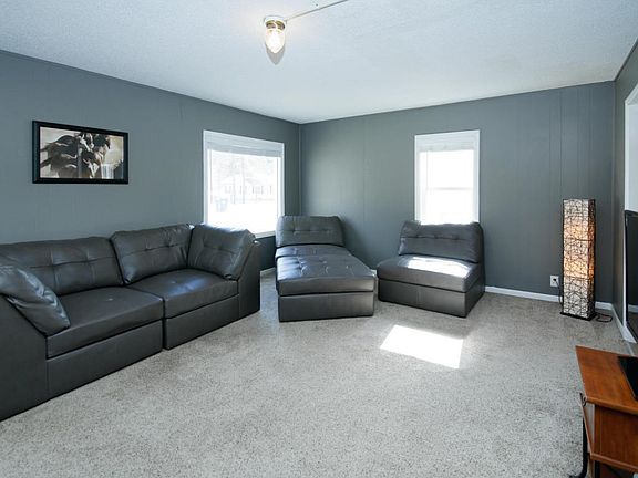 3818 Madison St-103