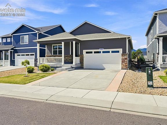 2nd image of 15937 Little Bluestem Rd