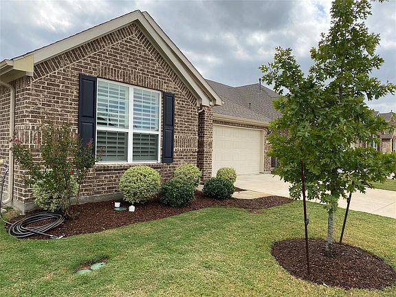 2nd image of 4908 Meadow Falls Dr