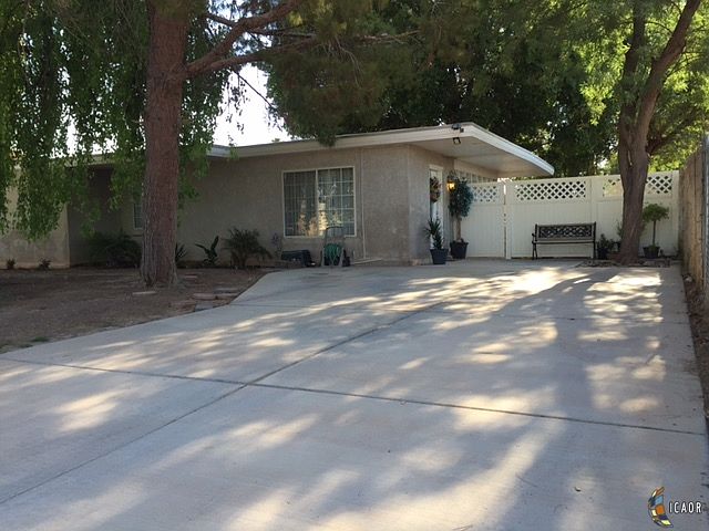 1st image of 814 Orange Ave
