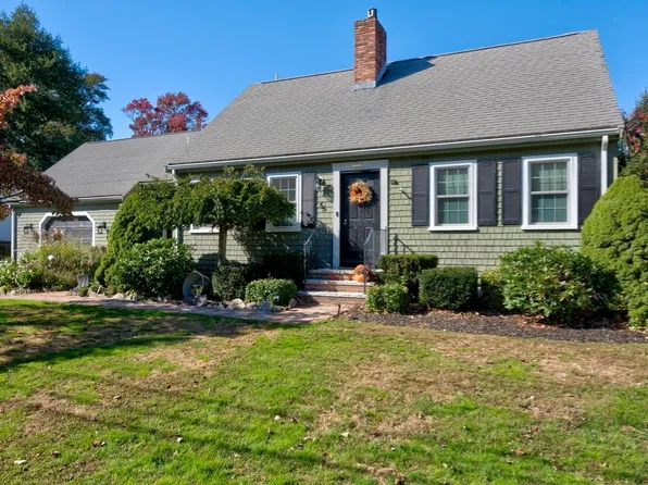 55 Mellen St, Brockton, MA 02301